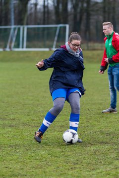 Bild 29 - C-Juniorinnen FSG-BraWie 08 - TuS Tensfeld : Ergebnis: 0:8